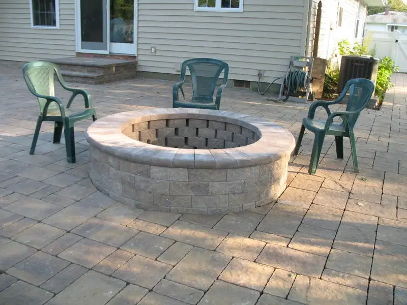 Pool deck and garden wall — Long Island estate